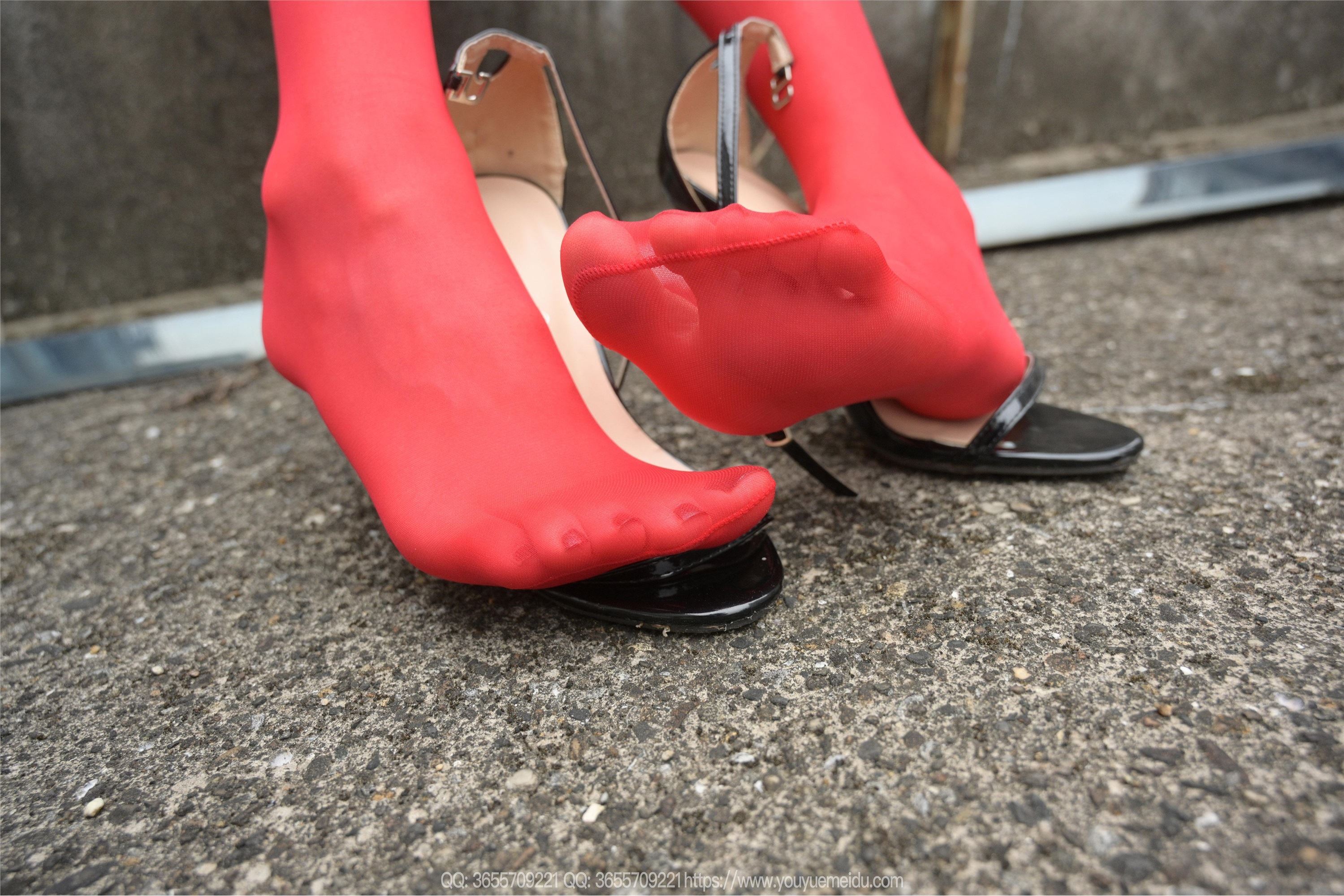 IESS异思趣向  2025.05.26 丝享家 2063 团团《烈焰红唇》